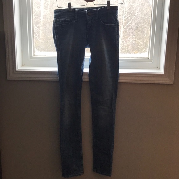 Mavi Jeans! - Picture 1 of 5